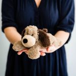 BOUILLOTTE PELUCHE WARMIES CHIEN JUNIOR GRAINE CHALEUR AUTUN CREUSOT CHALON MÂCON