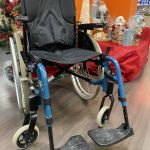 FAUTEUIL ROULANT MANUEL STANDARD ACTION 3NG INVACARE BLEU LARGEUR 43 SANTÉ SERVICES AUTUN CREUSOT CHALON MÂCON VILLEFRANCHE